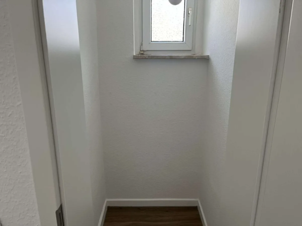 Abstellkammer 1