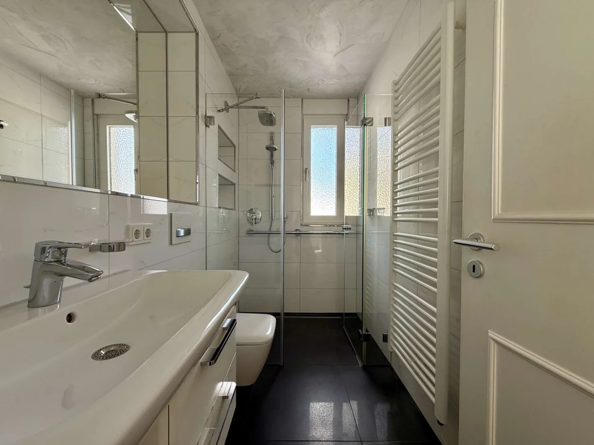 Badezimmer, EG